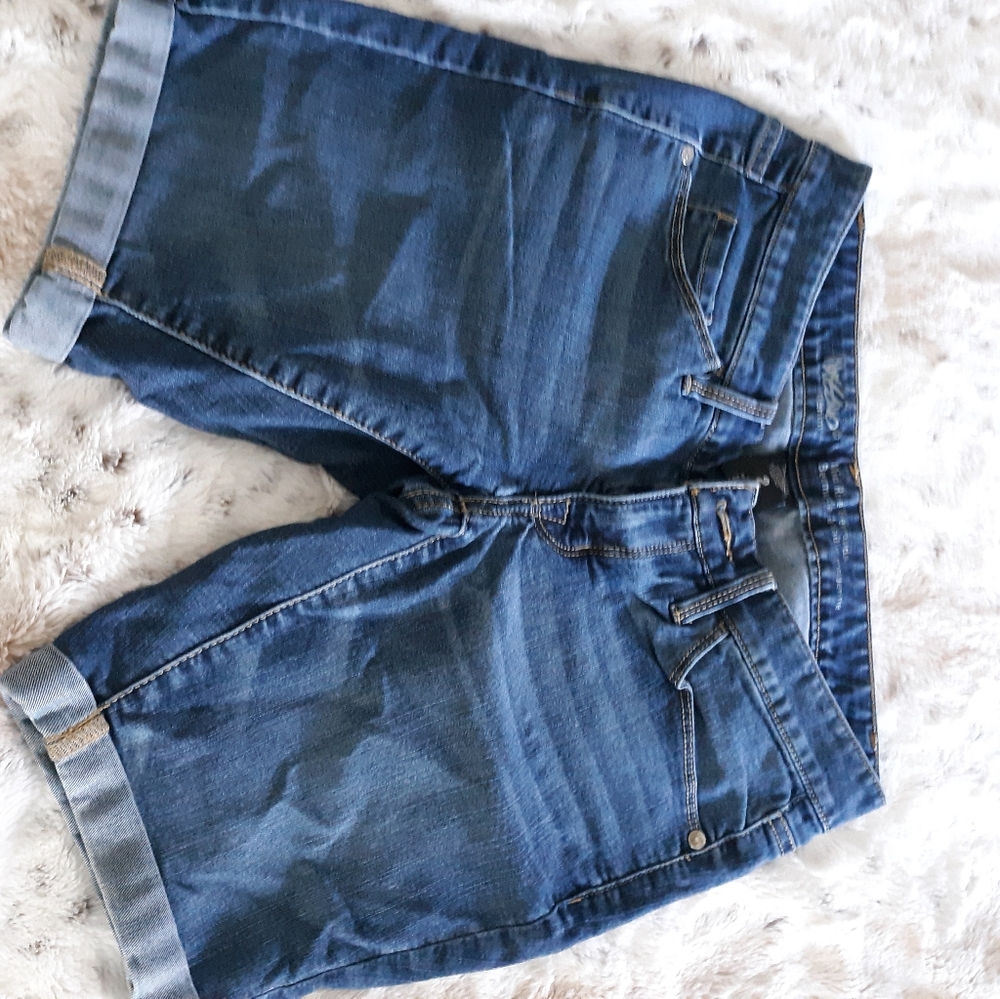 Women's Burmuda Shorts